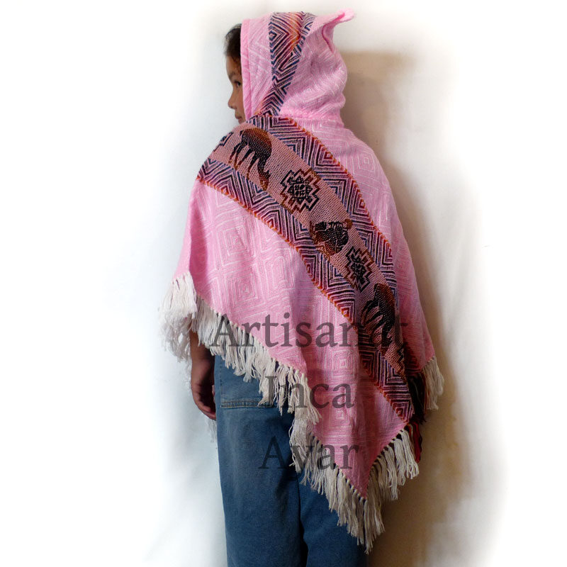 Poncho enfant tissé en laine d'alpaga rose pâle