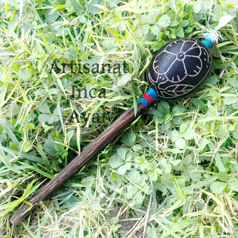 Maracas shipibo fleur d'ayahuasca